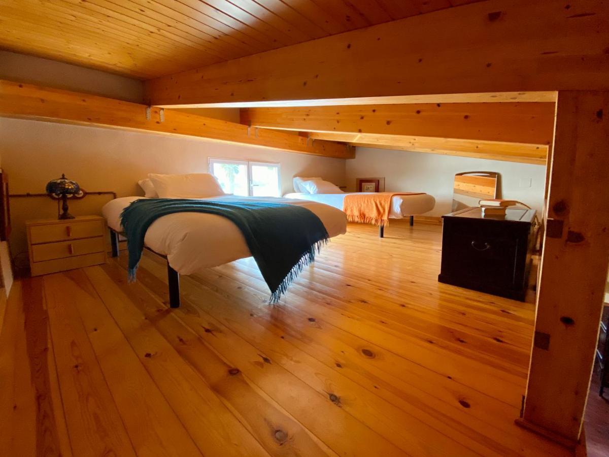 La Casa Del Riu Vell Villa Sant Jaume d'Enveja Buitenkant foto